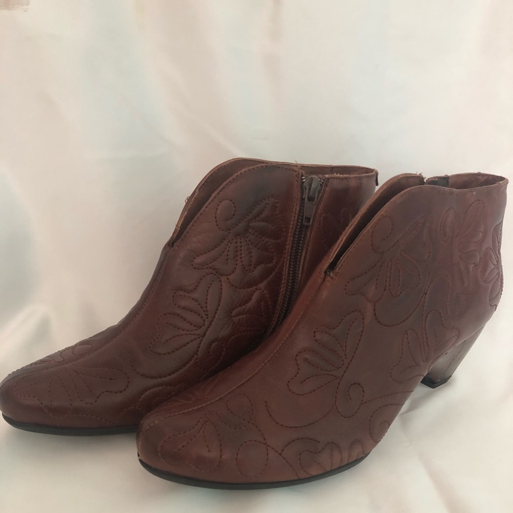 Pikolinos leather boot